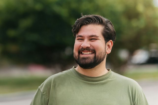 Man smiling after attending villa park drug rehab